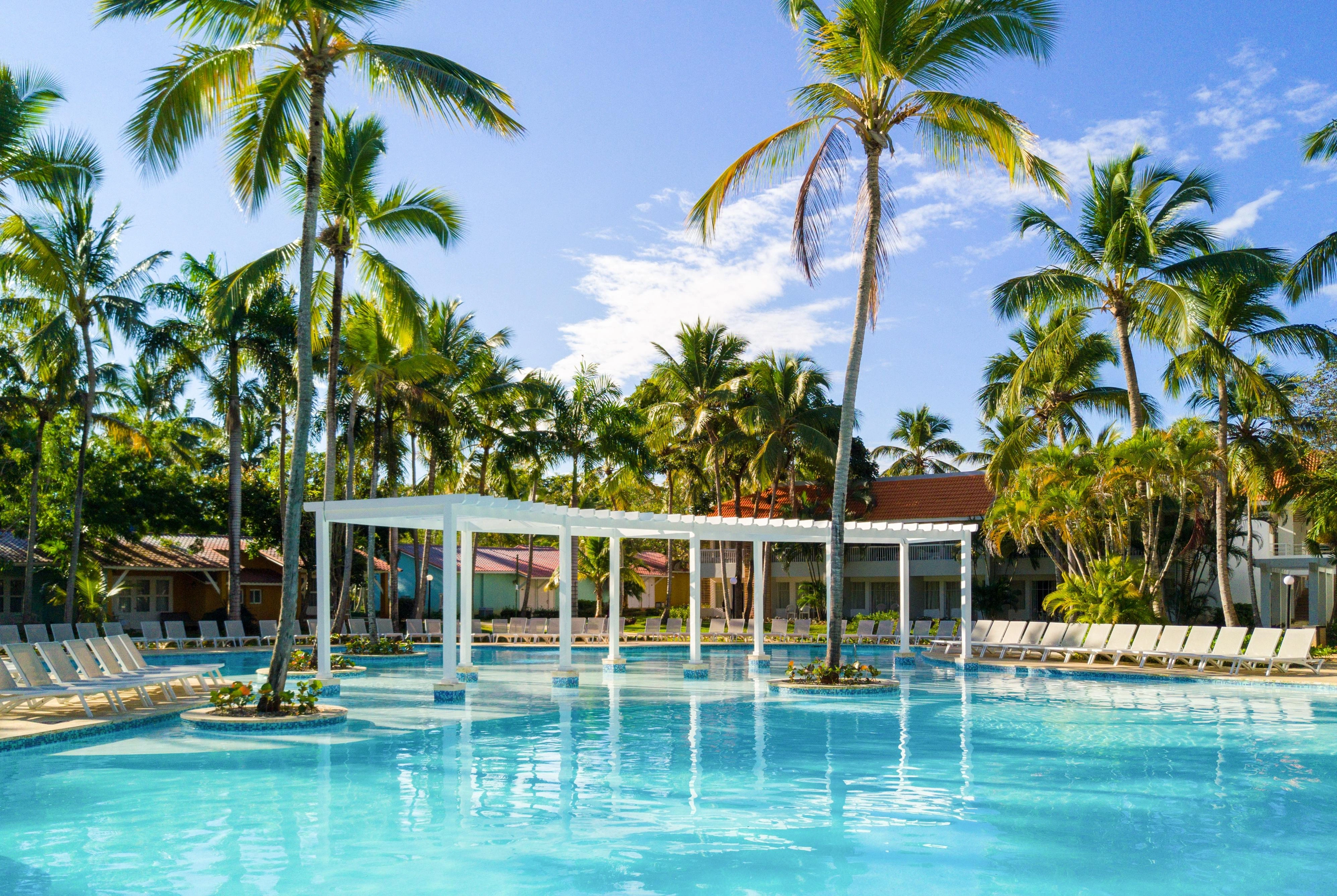Samana Resorts